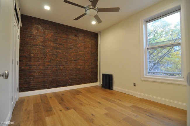 Building Photo - 1806 Caton Ave