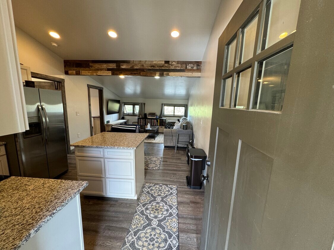 Foto principal - 91 Piney Acres Cir