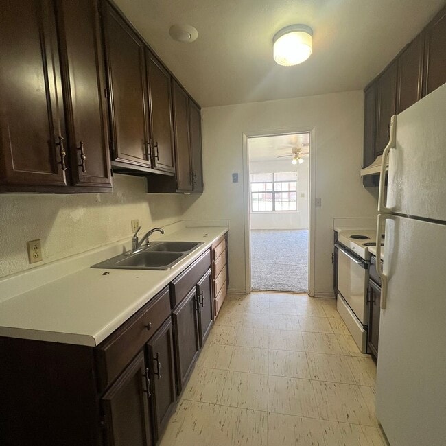 Foto del edificio - Small Town Living-Just A Short Drive From ...