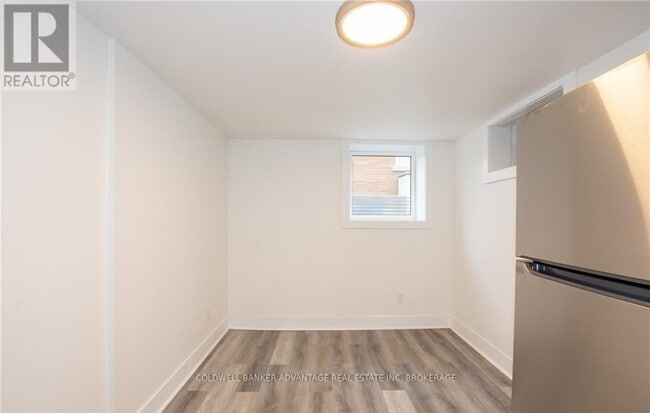 Building Photo - 19-19 Caithness Dr