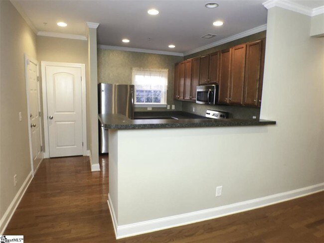 Building Photo - 360 Easterlin Way