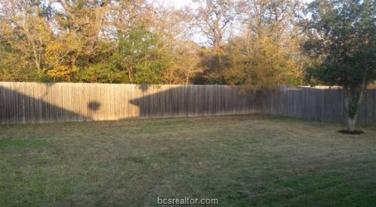 Foto del edificio - 15223 Faircrest Dr