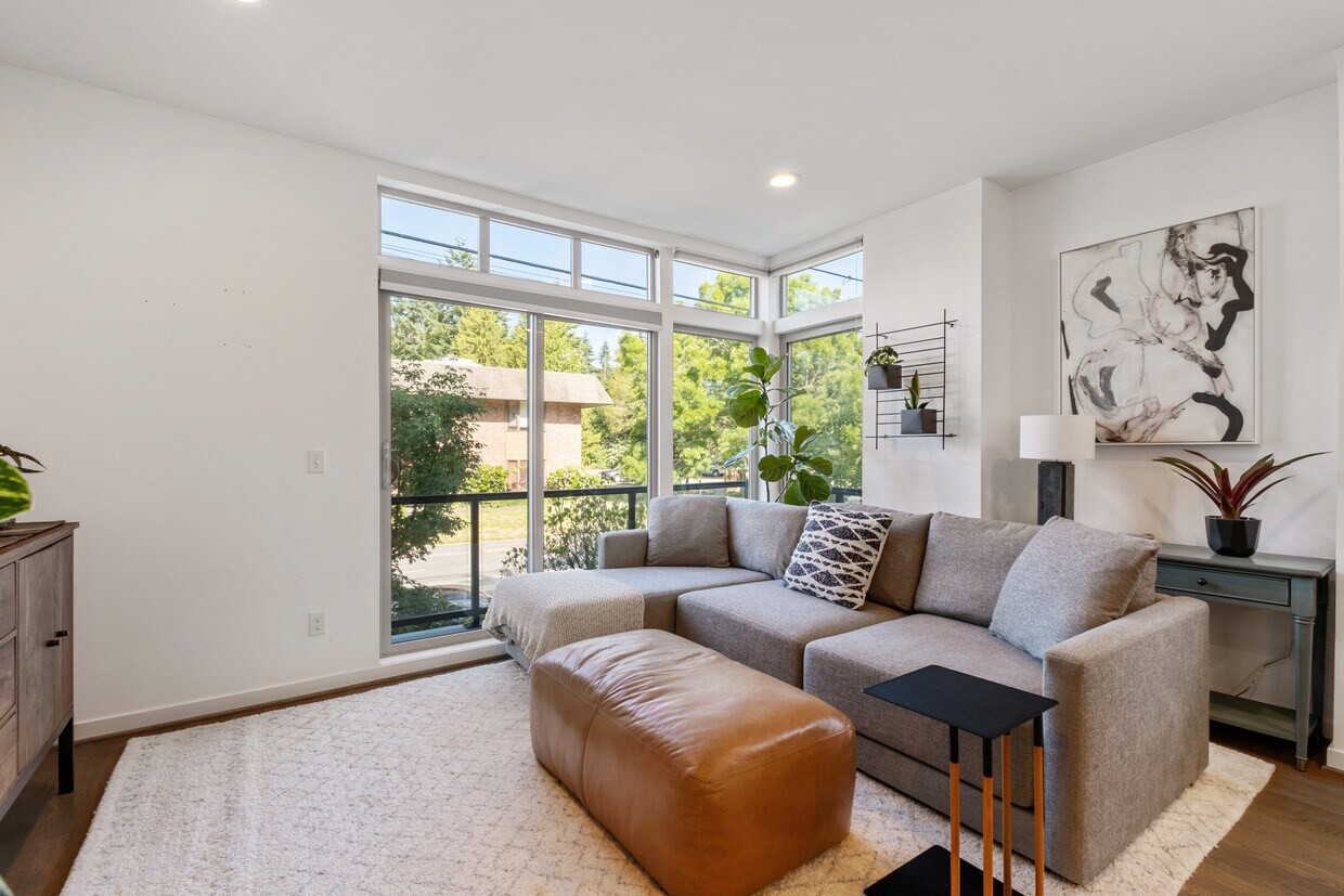 Foto principal - 9528B 8th Ave NW