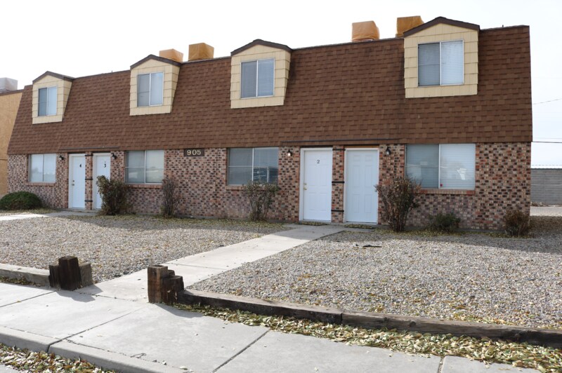 Foto principal - 905 N Tucker Ave