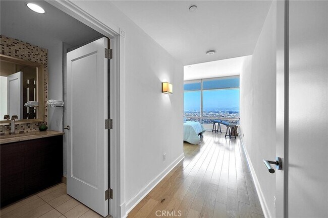 Foto del edificio - 900 W Olympic Blvd