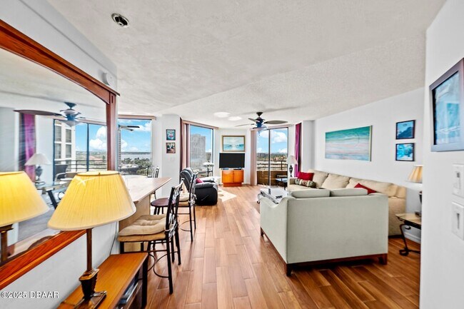 Foto del edificio - 3023 S Atlantic Ave