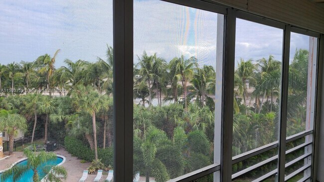 Foto del edificio - 1425 Atlantic Shores Blvd