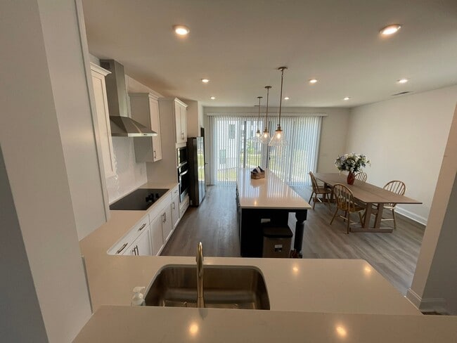 Foto del edificio - 15359 Ballancroft Pkwy