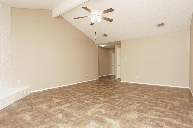 Foto del edificio - 22518 John Rolfe Ln