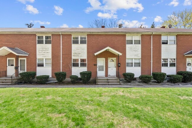 Building Photo - 75 Saltonstall Pky