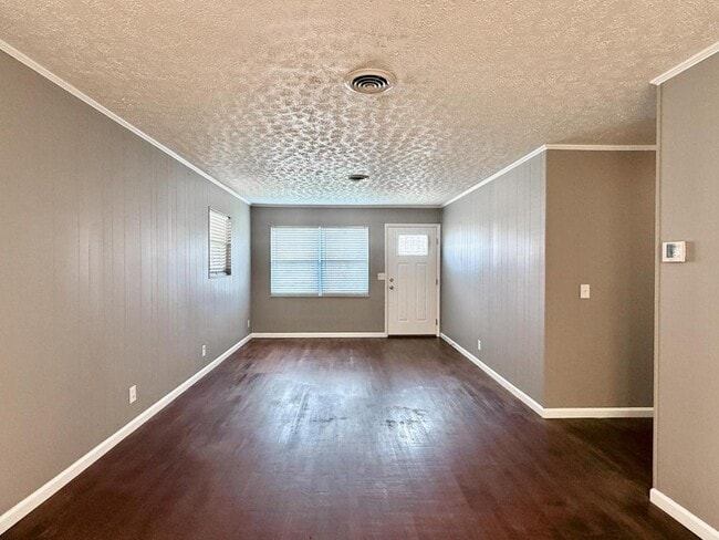 Foto del edificio - 103 York Dr