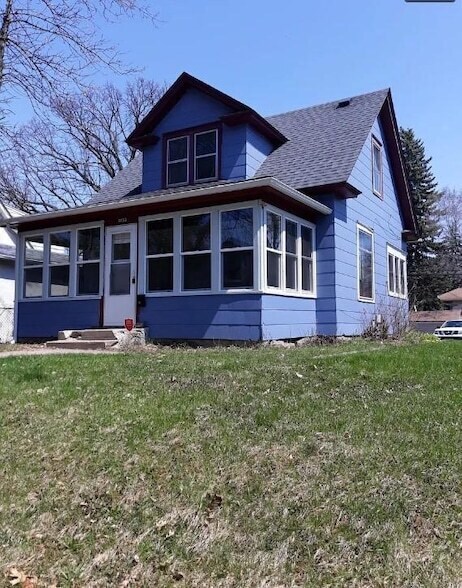 Primary Photo - 2622 N Upton Ave