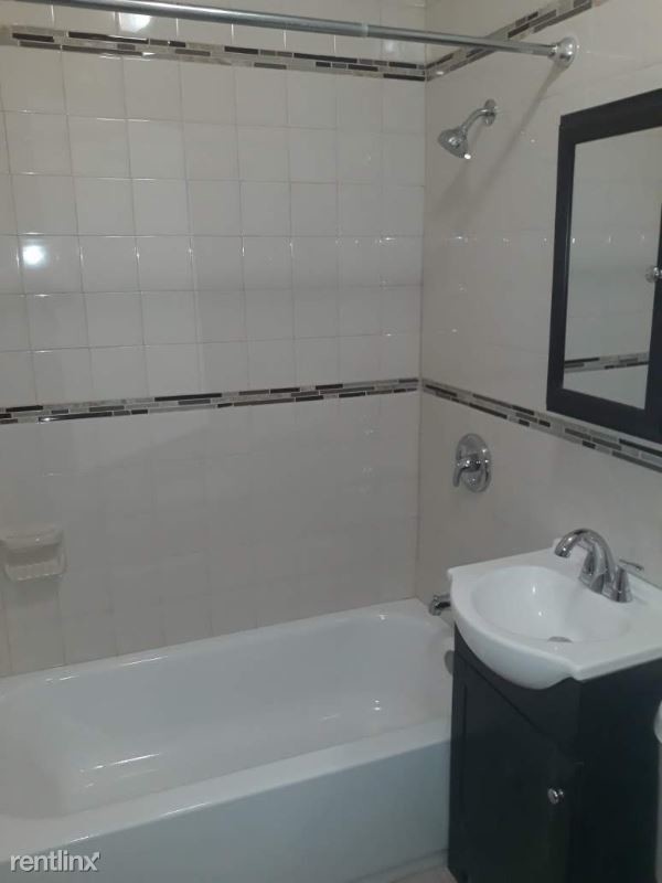 Foto del edificio - 1 br, 1 bath House - 1599A Pacific St