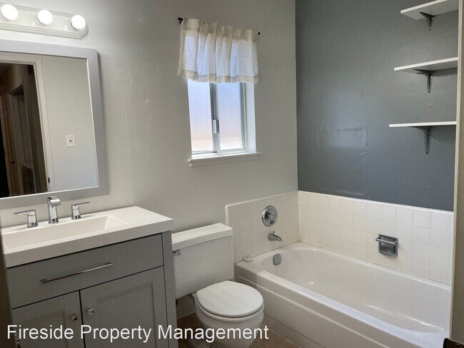 Foto del edificio - 2 br, 2 bath House - 2278 Cherry Ave
