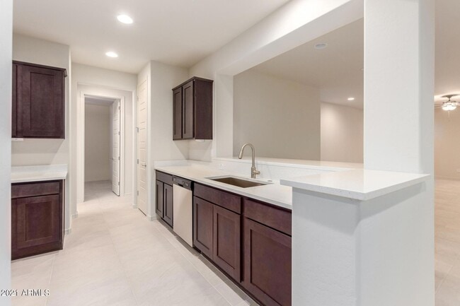 Building Photo - 8755 W Solano Dr