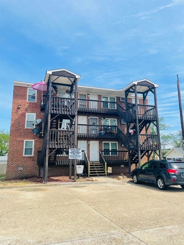 1004 Little Bay Ave Unit F, Norfolk, VA 23503 Condo for Rent in