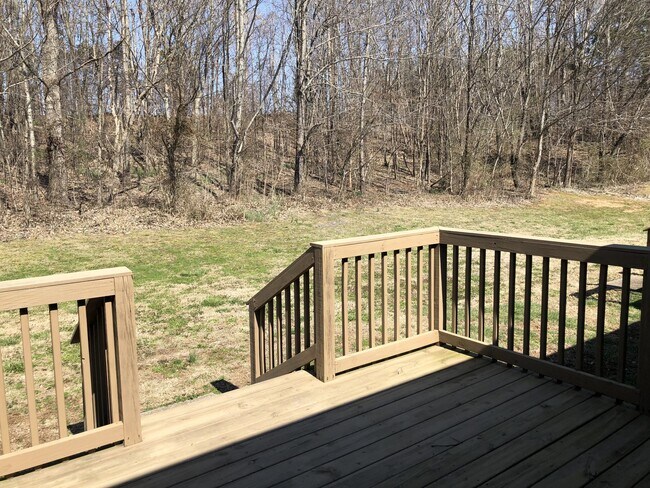Foto del edificio - 3065 Woody Ln