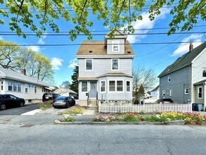 Building Photo - 98 Safford St
