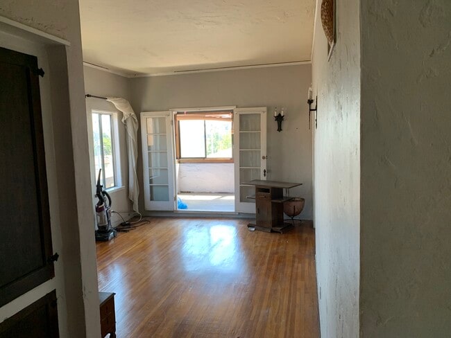 Building Photo - 3521 Bellevue Ave