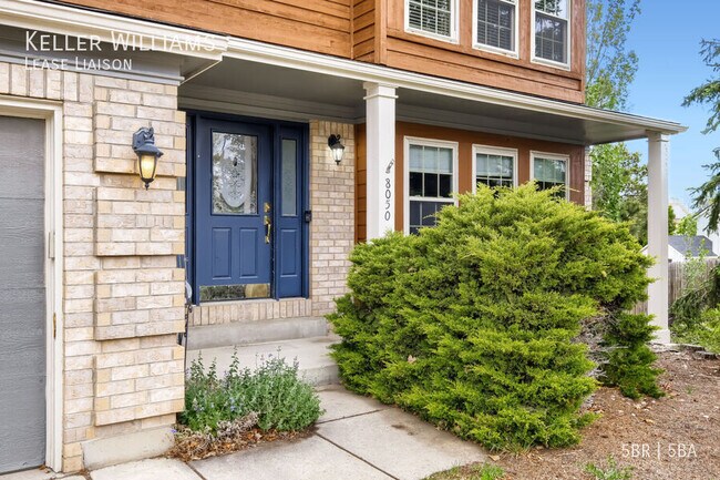 Foto del edificio - 8050 Butterweed Dr