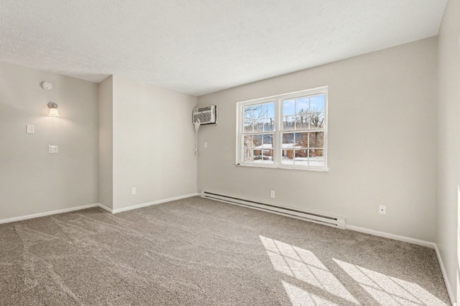 Photo - 4600 Winston Ave Apartment