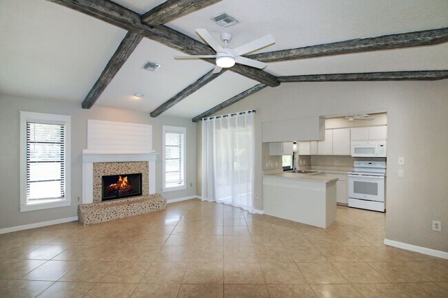 Building Photo - South Venice Annual Home for Rent