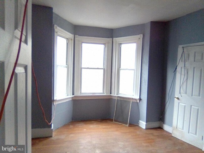 Foto del edificio - 3110 Custer St