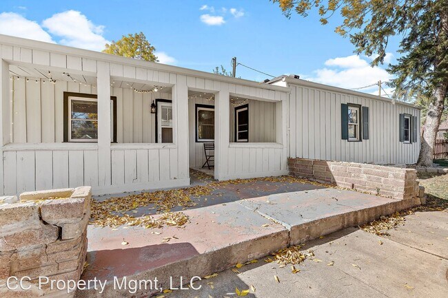 Building Photo - 2 br, 1.5 bath House - 1703 Fremont St