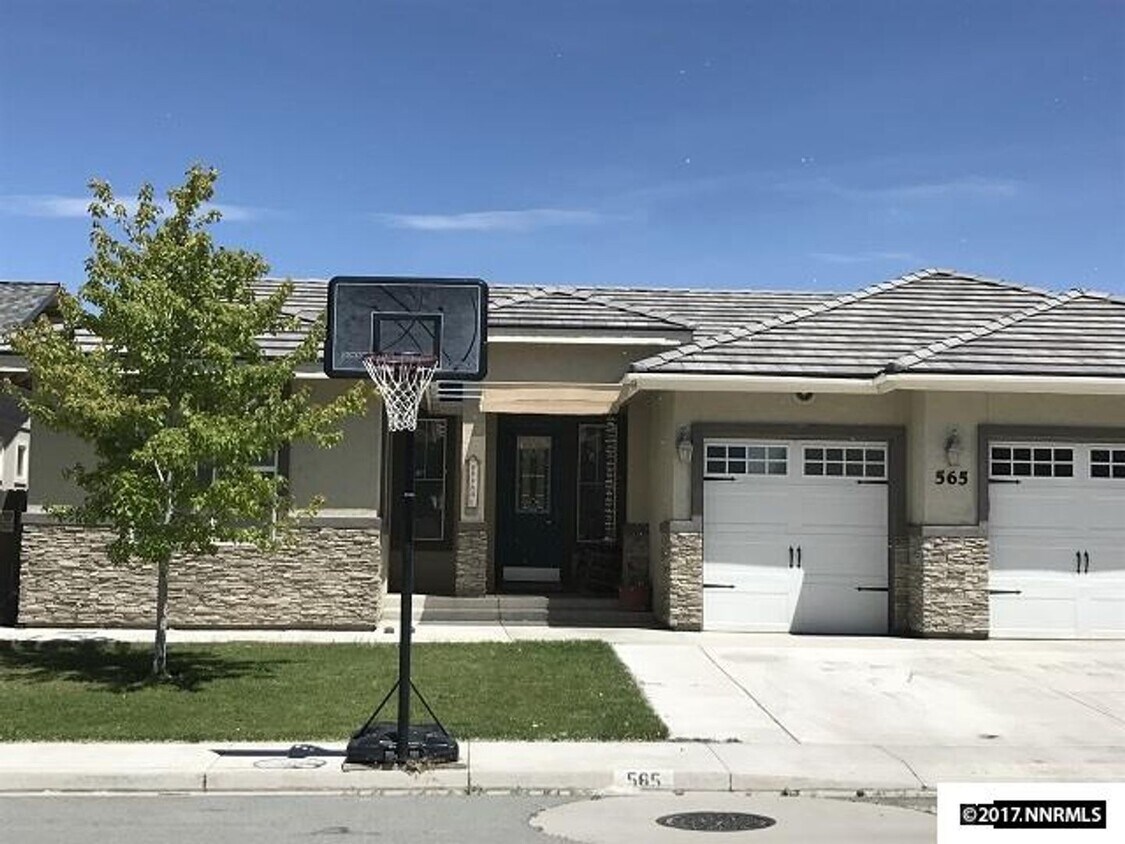 Foto principal - Beautiful Home For Rent!!!