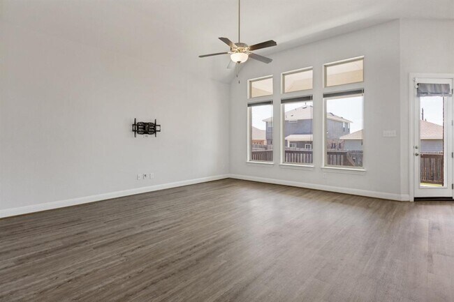 Foto del edificio - 727 Spinnaker Loop