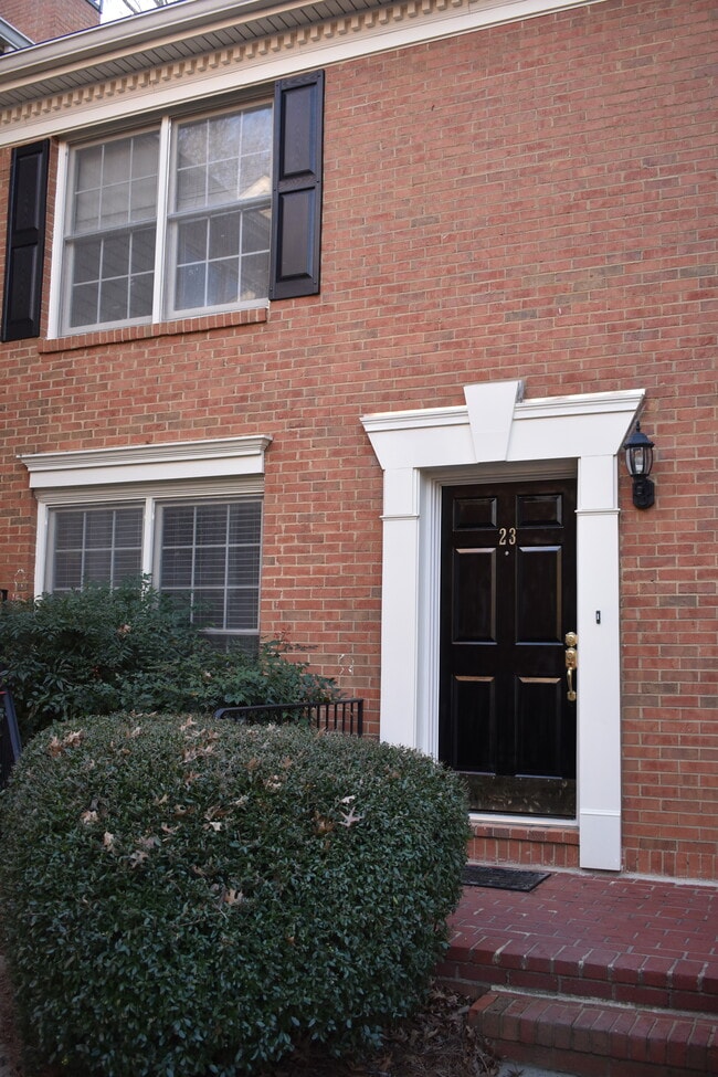 Foto del edificio - 23 Mt Vernon Cir