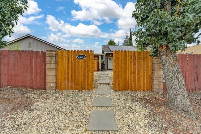 Foto del edificio - Brand-New ADU in Rocklin