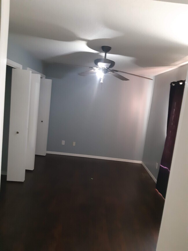 Foto del edificio - 6205 Brown St