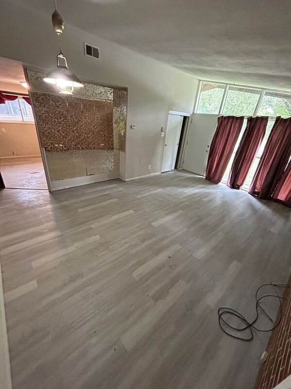 Building Photo - 6817 Woodhurst Dr