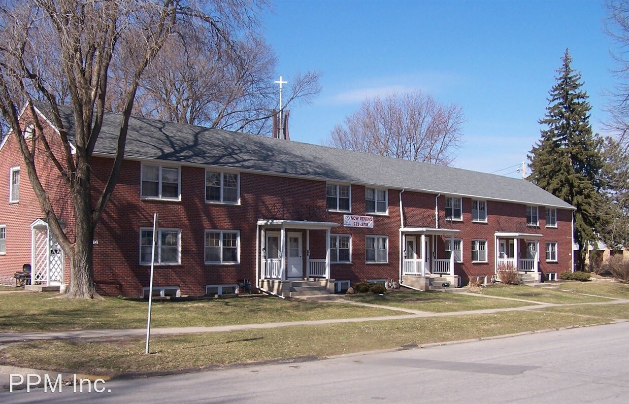 Primary Photo - 2127-2141 Sunset Dr