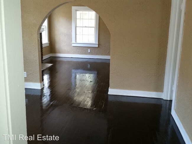 Foto del edificio - 4342 Pulaski St