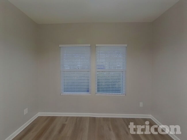 Foto del edificio - 15015 Ockeechobee Ct