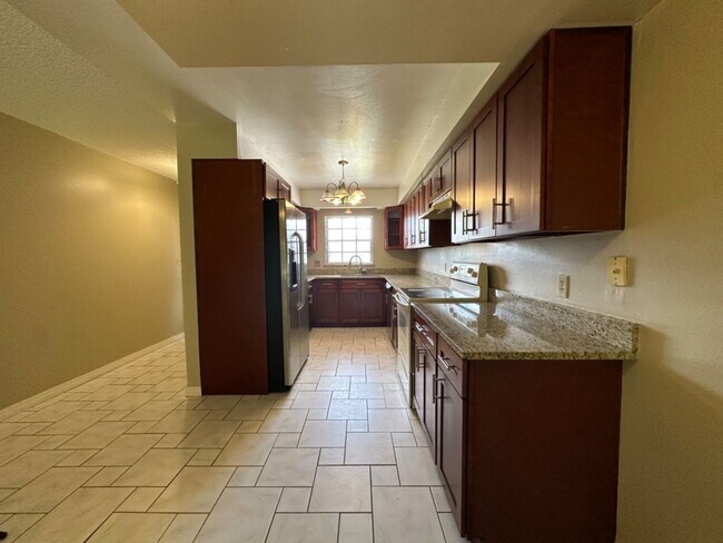 Building Photo - Renovated Dream at a Realistic Price!