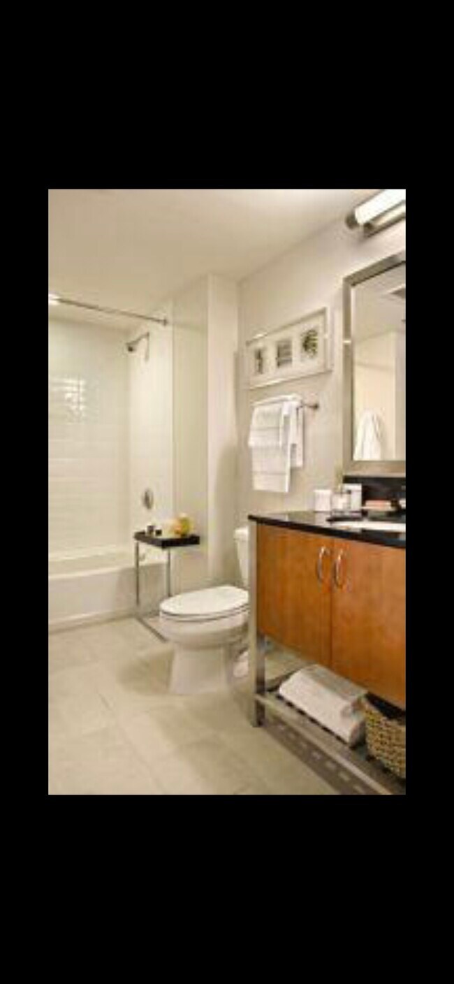 Foto del edificio - 90 Brook Ave