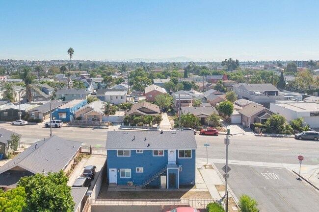Foto del edificio - 1431 Alamitos Ave