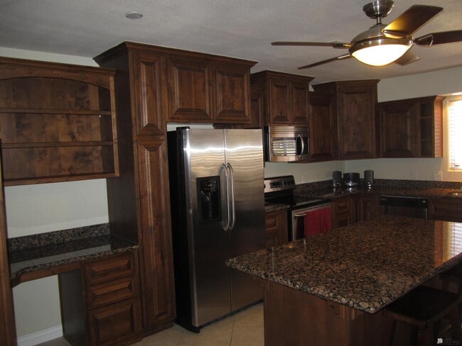 Building Photo - 2240 S Elks Ln