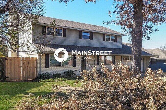 Foto del edificio - 5 Bedroom Pet-Friendly Home in Oklahoma City, OK with Main Street Renewal