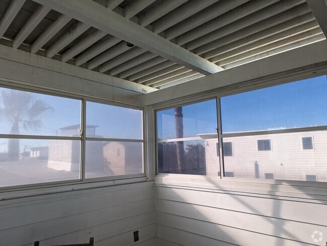 Building Photo - 3604 Alma Ave
