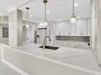Primary Photo - 1150 Hillsboro Mile Apt #1150, Hillsboro B...