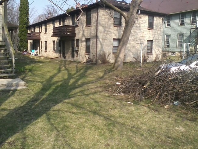 Building Photo - 521 Dunbar Ave