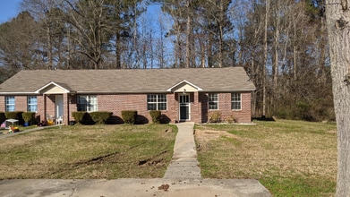 Building Photo - 110 Jay Ln