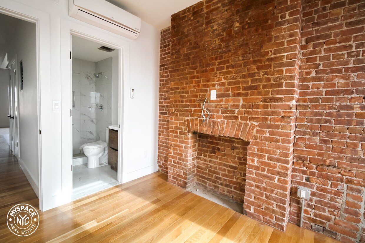 Foto del edificio - 98 Greenpoint Ave