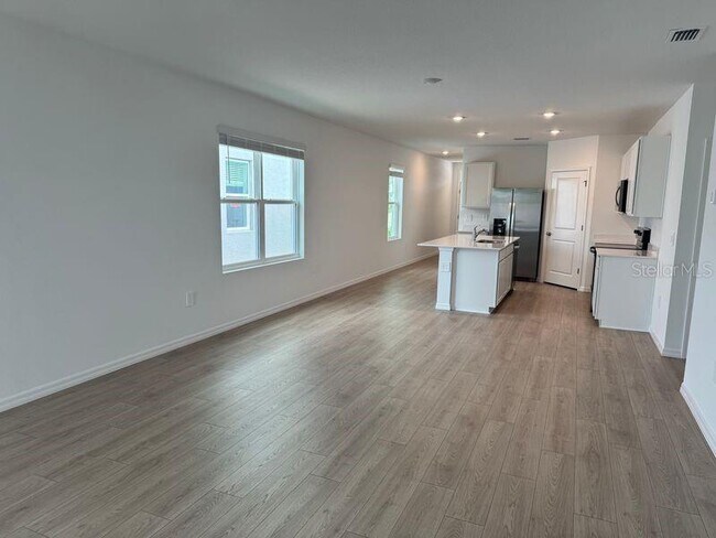 Building Photo - 32382 Weathered Oak Dr