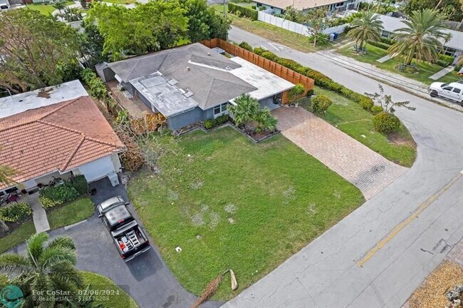 Foto del edificio - 2500 SE 5th St
