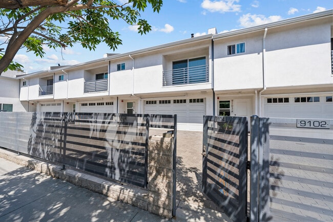 Building Photo - 9104 Burnet Ave